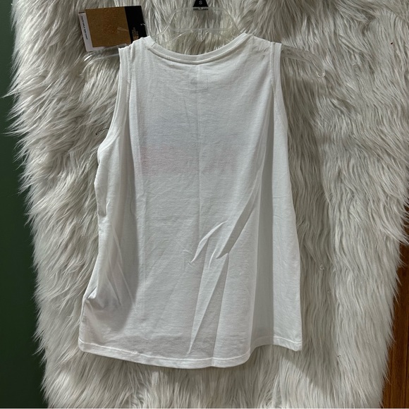 Girl’s North Face Tank Top - Picture 2 of 6